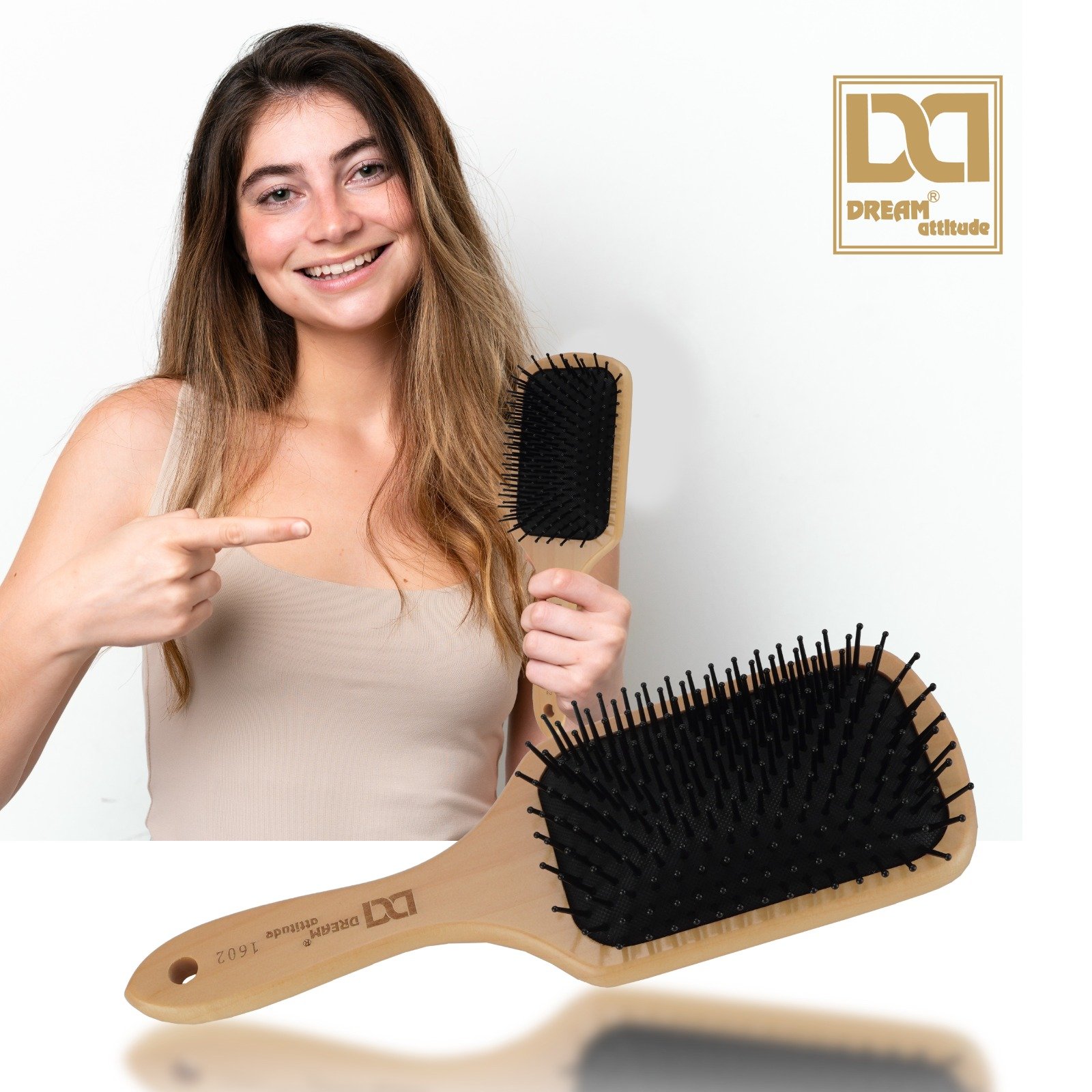WOOD PADDEL BRUSH - Image 3 - NR Beauty World